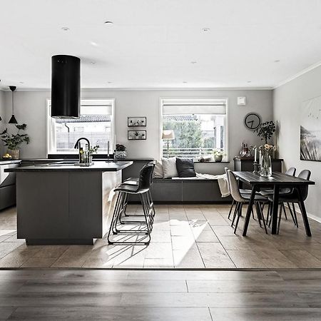 Harlig Villa I Savedalen 10 Min Till Goteborg Kültér fotó